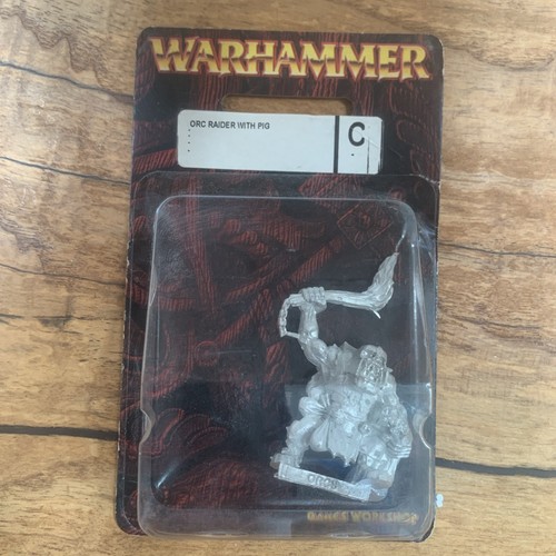 Warhammer orc raider with pig - orc,